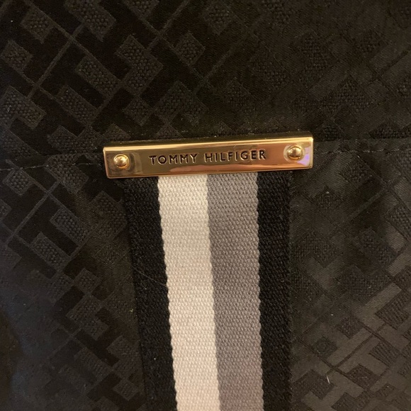 Tommy Hilfiger Black Bag with Gold and White Accents - Picture 5 of 8